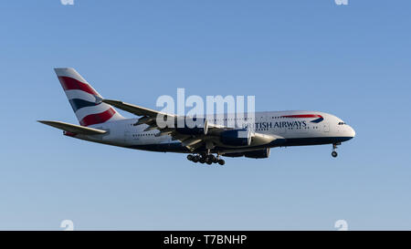 Richmond, Colombie-Britannique, Canada. 5 mai, 2019. Un British Airways Airbus A380-841 (G) XLEE-jetliner en courte finale pour l'atterrissage. Credit : Bayne Stanley/ZUMA/Alamy Fil Live News Banque D'Images