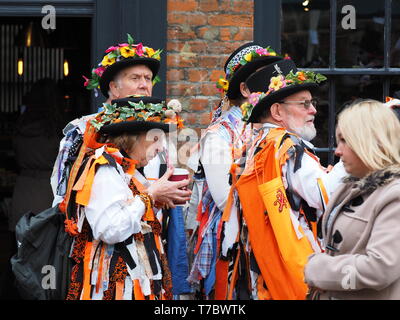 Rochester, Kent, UK. 6 mai, 2019. Rochester Sweeps Festival 2019 : une sélection de photos de la dernière journée de l'année 2019 sweeps festival tenu à Rochester, Kent le lundi férié, qui célèbre la traditionnelle fête des ramoneurs. Credit : James Bell/Alamy Live News Banque D'Images