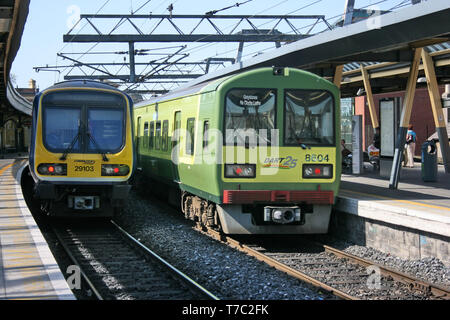 Dublin Connolly station ,l'Irlande, avril 2010, un service de train Iarnrod Eireann Banque D'Images