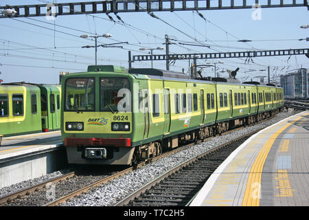 Dublin Connolly station ,l'Irlande, avril 2010, un service de train Iarnrod Eireann Banque D'Images