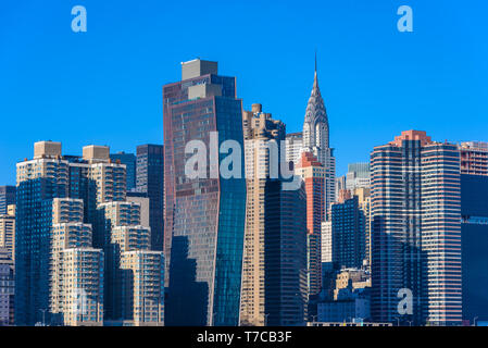 Vue de l'East Side River à l'Empire State Building - Manhattan Skyline de New York, USA Banque D'Images