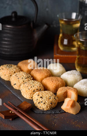 Assortiment de mochi japonais Banque D'Images