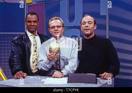 Knack' die Nuss, Deutschland, 1992 Spielshow mit Modérateur Stefan Schulze Hausmann und den Gästen Muhammed Charles Huber (liens) und Heiner Lauterbach Banque D'Images