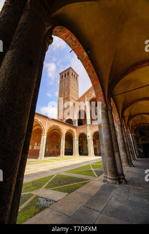 Basilique de Saint Ambrogio, Milan, Lombardie, Italie. Banque D'Images