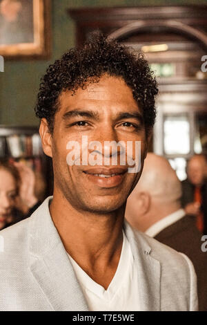 Le Parti Libéral National Club, Whitehall, Londres, Royaume-Uni. 07 mai 2019. Carlos Acosta.danseur Carlos Acosta, CBE, récipiendaire du Critics' Circle Award 2018 pour les services aux arts. Crédit : Peter Hogan/Alamy Live News Banque D'Images