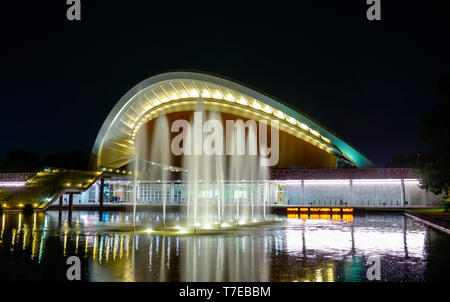 Haus der Kulturen der Welt,-John-Foster Dulles-Allee, Tiergarten, Mitte, Berlin, Deutschland Banque D'Images