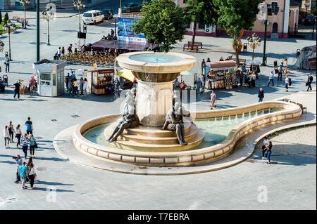 Olympia-village Monument et fontaine, Skopje, Macédoine Banque D'Images