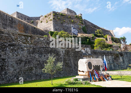 Monument commémoratif de guerre, nouvelle forteresse, Kerkyra, Corfou, îles Ioniennes, Grèce Banque D'Images