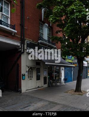 Alcedo bar, Holloway Road, London Banque D'Images