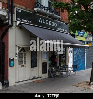 Alcedo bar, Holloway Road, London Banque D'Images