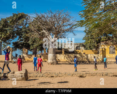 Gorée, Sénégal- 2 février, 2019 : la vie quotidienne sur l'île de Gorée. Gorée. Dakar, Sénégal. L'Afrique. Ille de Goree. Banque D'Images