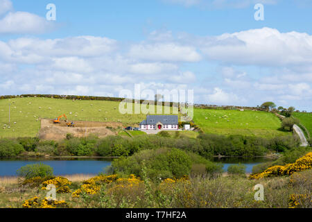 Début de travail sur une nouvelle parcelle d'habitation ou d'un site dans l'Irlande rurale, comté de Donegal. Banque D'Images