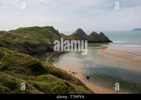 Une vue générale des trois falaises Bay sur la péninsule de Gower dans l'ouest du pays de Galles, Royaume-Uni. Banque D'Images