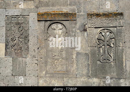 La scuplture détail dans le monastère de Tatev, l'un des plus anciens et plus célèbres complexes monastère en Arménie. Banque D'Images