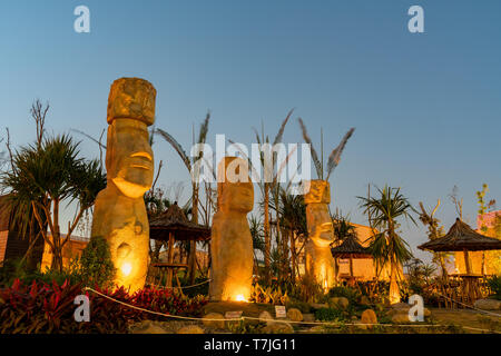 Taichung, DEC 20 : vue de la nuit de l'Organisation mondiale de Taichung Le Jardin de la flore mondiale Exposition on DEC 20, 2018 à Taichung Banque D'Images