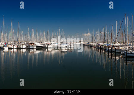 Voiliers du port de plaisance, Heiligenhafen, Schleswig-Holstein, Allemagne, Europe Banque D'Images
