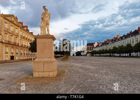 France, Loire Atlantique, Nantes, Cours St André et Olivier de Clisson statue Banque D'Images