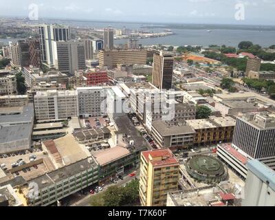 Ville d'Abidjan par sky filmé à partir de l'immeuble Banque D'Images