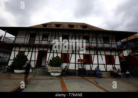 La Colonia Tovar, Aragua, Venezuela. Apr 27, 2019. Le 28 avril 2019. La Colonia Tovar est une ville de la culture de l'Allemagne situé au Vénézuela, capitale de Tovar, municipalité, dans l'état d'Aragua. Fondée en 1843 par un groupe d'immigrants en provenance de l'Allemagne. Elle est caractérisée par le maintien de la mention de son origine, pour ce qu'on appelle l'Allemagne du Venezuela. Il dépend essentiellement de l'agriculture et le tourisme, et est situé à 42 km de Caracas. La colonie est connue pour son climat tempéré de climat froid de cultures (pêches, fraises, betteraves, choux-fleurs, carottes, choux, blettes, brocolis, laitue, ch Banque D'Images