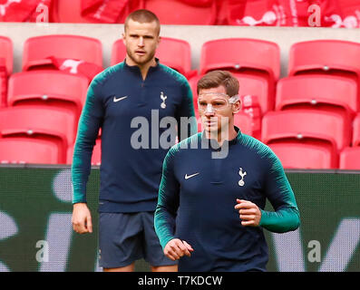 Amsterdam, Pays-Bas. 07Th Mai, 2019. Tottenham Hotspur est Jan Vertonghen avec masque lors de la formation de Tottenham Hotspur session avant la Ligue des champions de l'UEFA 2e jambe Semi- finale entre Ajax et de Tottenham Hotspur à Johan Cruyff Arena, Amsterdam, Pays-Bas le 07 mai 2019 : Crédit photo Action Sport/Alamy Live News Banque D'Images