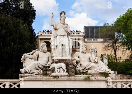 Statue de l'Infirmière She-Wolf Romulus et Remus dans la Piazza del Popolo, Rome, Italie Banque D'Images