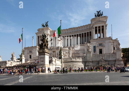 Autel de la patrie, le monument de la Place de Venise, ou localement connu comme "le gâteau de mariage à Rome, Italie, Banque D'Images