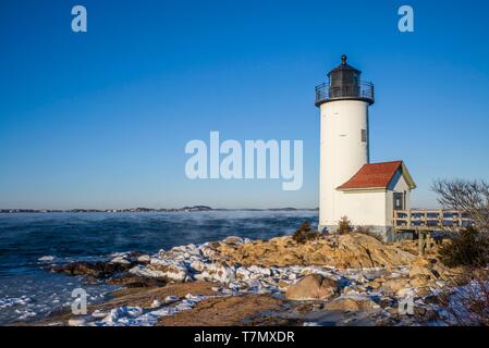 United States, New England, Cape Ann, Massachusetts, Annisquam, phare de Annisquam, hiver Banque D'Images