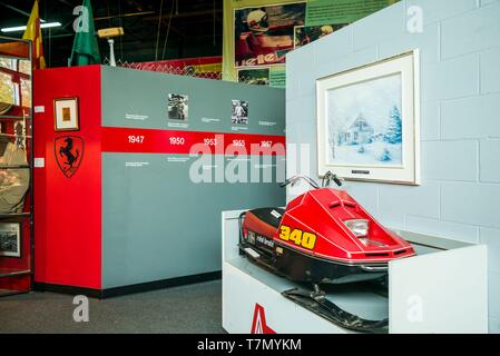 Canada, Québec, région de Lanaudière, Berthierville, musée Gilles Villeneuve, coureur automobile légendaire dédié à Gilles Villeneuve et son frère Jacques, course motoneige Banque D'Images