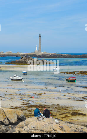 La France, Finistère, Plouguernau, la Vierge des îles de l'archipel de Lilia, le phare de l'Île Vierge, le plus haut phare d'Europe avec une hauteur de 82,5 mètres Banque D'Images