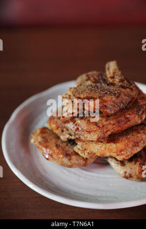 Poulet frit traditionnel japonais , Nagoya fried chicken Japanese food Banque D'Images