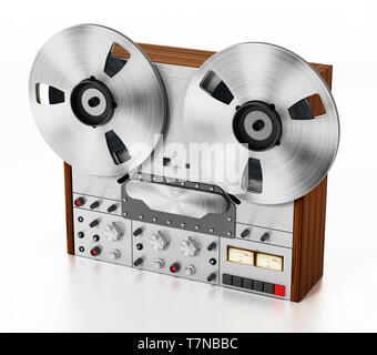 Machine d'enregistrement audio Vintage isolé sur fond blanc. 3D illustration. Banque D'Images