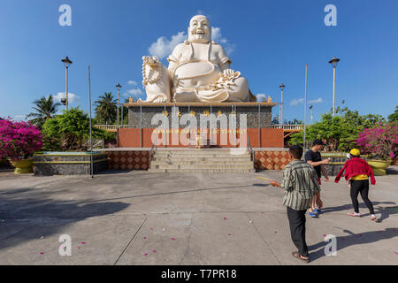 MY THO, VIETNAM - février 2019 ; Temple Vinh Trang Banque D'Images