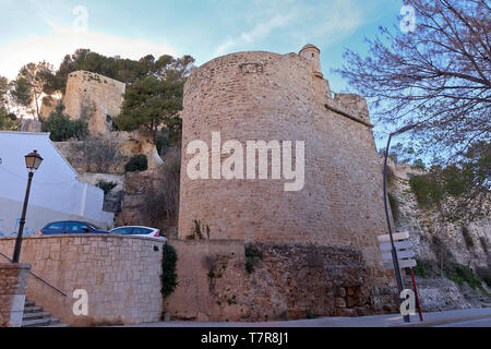 Château de Dénia, murs de la recherche des forums de Mur street, Costa Blanca, Espagne Banque D'Images
