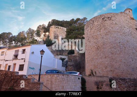 Château de Dénia, murs de la recherche des forums de Mur street, Costa Blanca, Espagne Banque D'Images