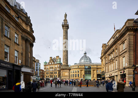 Newcastle Upon Tyne, monument Grey's Monument est un monument classé Grade I à Charles Grey, 2e comte Grey construit en 1838 Banque D'Images