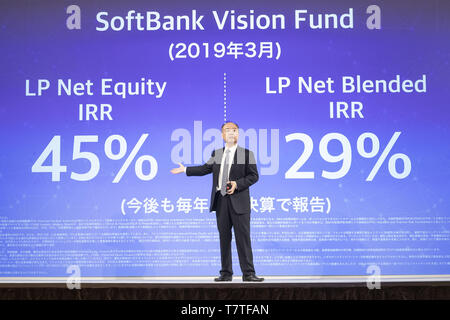 Tokyo, Japon. 9 mai, 2019. Masayoshi Son fondateur et PDG de SoftBank Groupe parle au cours d'une conférence de presse pour annoncer les résultats financiers de la société pour l'exercice terminé le 31 mars 2019. Fils a annoncé son intention d'établir un deuxième fonds Vision SoftBank, ajoutant que de nombreux investisseurs sont intéressés à y participer. Credit : Rodrigo Reyes Marin/ZUMA/Alamy Fil Live News Banque D'Images