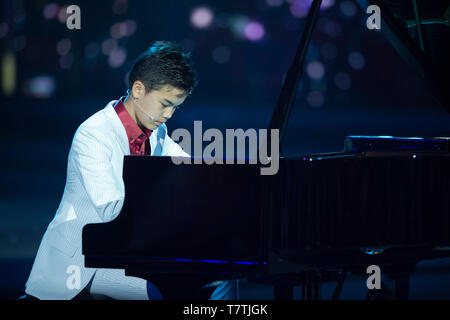 Berlin, Deutschland. 04 mai, 2019. Ricky KAM, pianiste, musicien, 'Bienvenue à Carmen Nebel' 15 ans anniversaire de la ZDF-Show sur 04.05.2019 du Velodrom, Berlin | Conditions de crédit dans le monde entier : dpa/Alamy Live News Banque D'Images