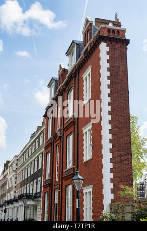 La maison, mince, carré Thurloe South Kensington, Londres, Angleterre Banque D'Images