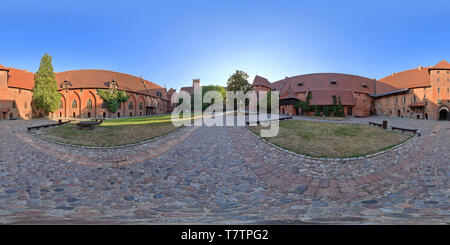 Vue panoramique à 360° de Visite virtuelle 360° du château Teutonique de Malbork