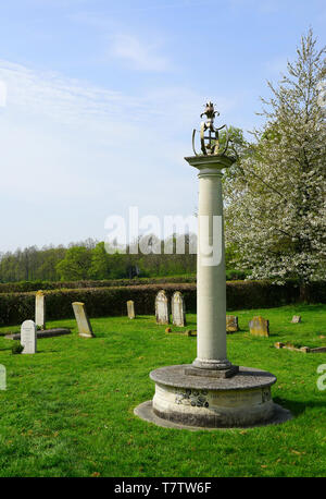 Mémorial de la Reine Mère à St Paul's Church de Walden, Hertfordshire Banque D'Images