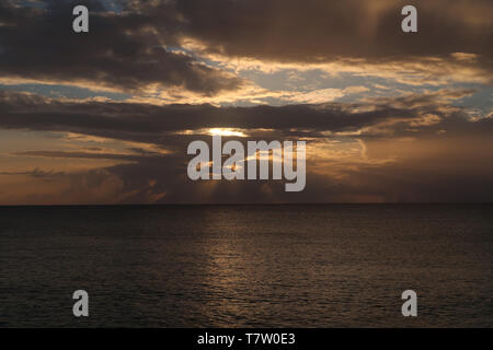 Coucher du soleil sur l'océan des Caraïbes Banque D'Images