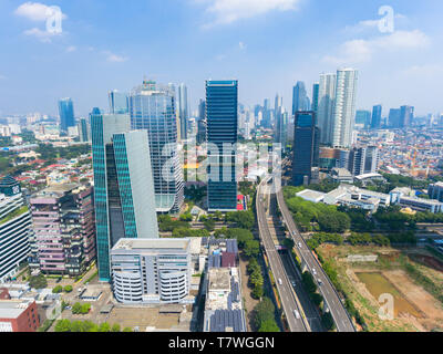 Quartier des affaires de Jakarta appelée "Kasablanka' dans l'air et de ses abords routiers Banque D'Images