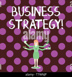 L'écriture de texte Word Stratégie d'affaires. Business plan de travail mettant en valeur la photo d'une entreprise pour réaliser sa vision Businesswoman avec quatre bras Étendre Banque D'Images