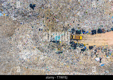 Vue aérienne de vastes décharges. Décharge des déchets. Banque D'Images