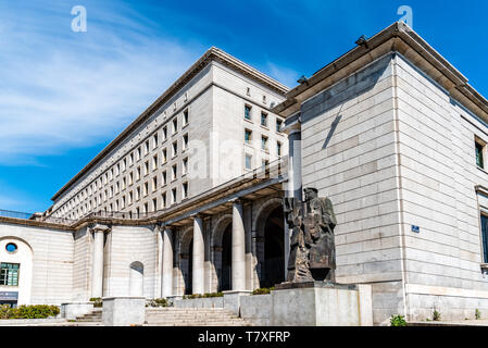 Madrid, Espagne - Mai 1, 2019 : Nuevos Ministerios est un complexe gouvernemental dans le centre de Madrid. Le projet initial a été conçu par l'architecte Secundino Zu Banque D'Images