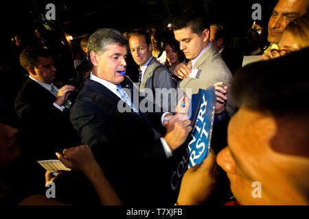 Le Comité National Républicain Convention à St Paul. Fox News anchor et Sean Hannity jock choc radio à la Convention. Banque D'Images