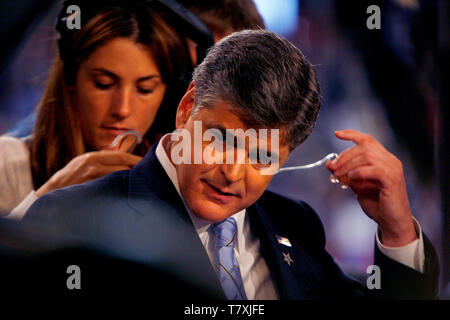 Le Comité National Républicain Convention à St Paul. Fox News anchor et Sean Hannity jock choc radio à la Convention. Banque D'Images