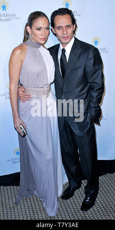 New York, USA. 30 mai, 2007. Jennifer Lopez, Marc Anthony à la 20e anniversaire du Fonds pour la santé de l'enfant repas de gala à l'hôtel Hilton New York. Crédit : Steve Mack/Alamy Banque D'Images