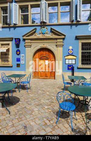 Zurich, Suisse - 1 août 2016 : entrée de l'édifice de la Guilde au Nordischer Hof zur Waag Munsterhof square dans la ville de Zurich. Le W hotel Nordischer Hof Banque D'Images