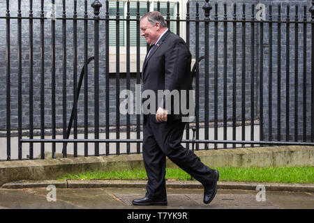 Londres, Royaume-Uni. 8 mai, 2019. Le secrétaire d'Etat américain Mike Pompeo arrive à Downing Street pour une réunion avec le premier ministre Theresa May, à suivre par Banque D'Images